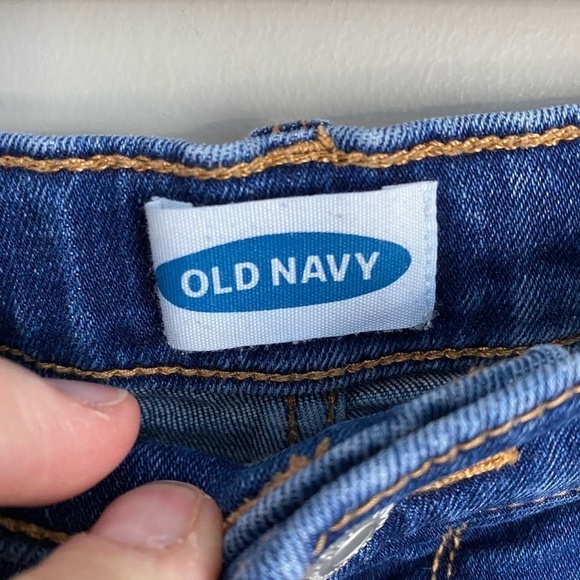 Old Navy Girl's Denim Belted Midi Dark Wash Jean Shorts Size 12 - Picture 2 of 10